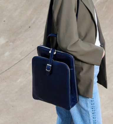 Womens Convertible Leather Backpack Shoulder Bag - Clarissa - Blue Time Resistance 5205501