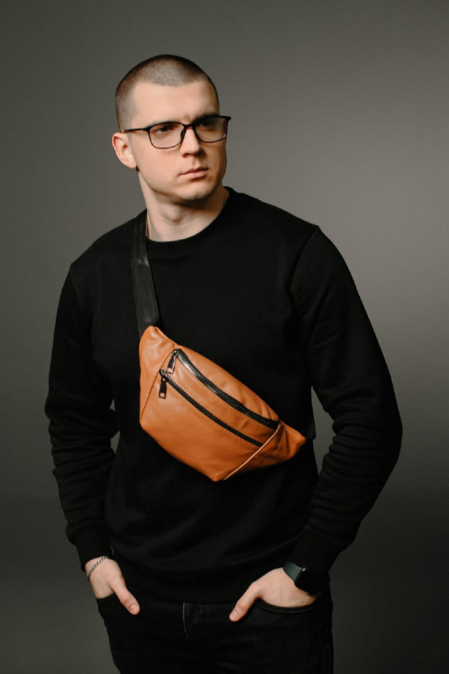Men`s genuine leather fanny pack ST005 (light brown)