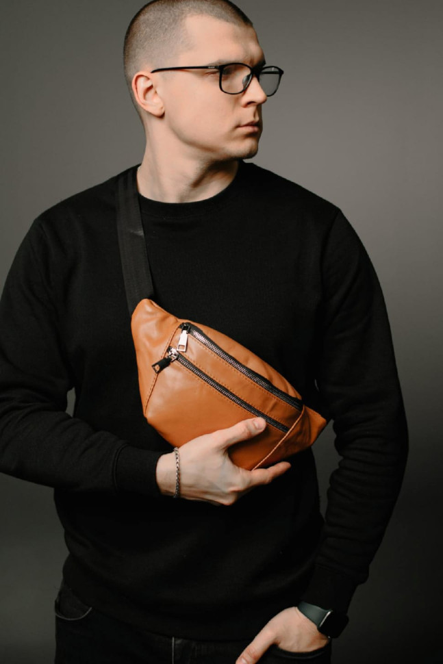 Men`s genuine leather fanny pack ST005 (light brown)