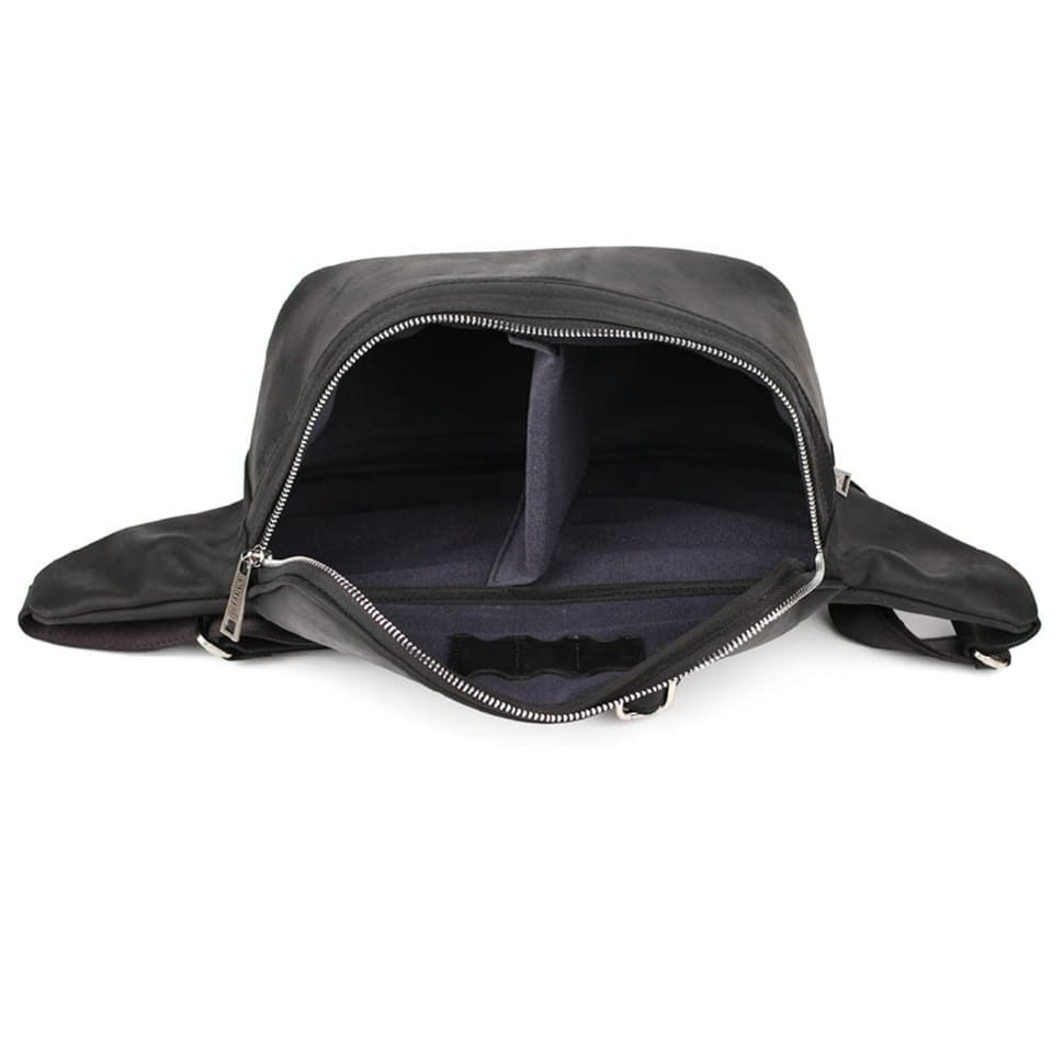Leather banana camera bag TARWA 1313 (GA-1313-4lx) black nappa