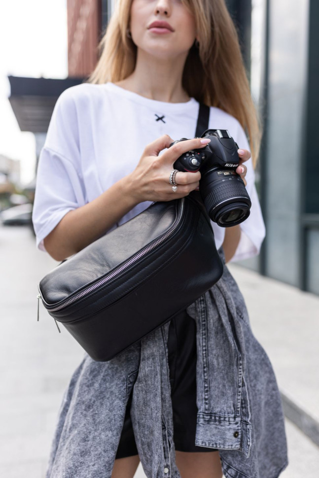 Leather banana camera bag TARWA 1313 (GA-1313-4lx) black nappa