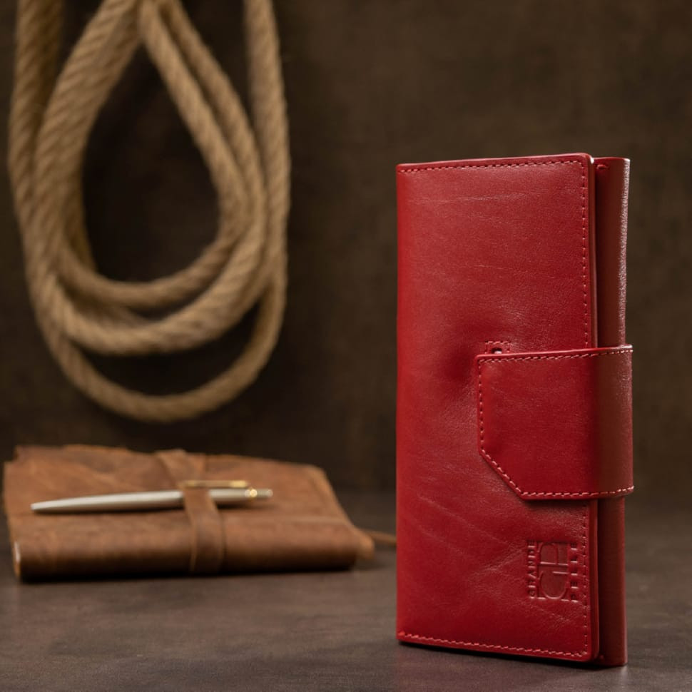 Шикарний жіночий гаманець у три складання GRANDE PELLE 11564 Червоний