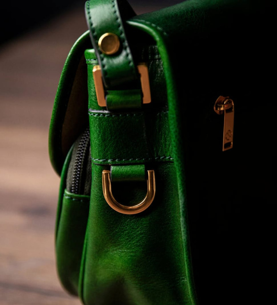 Жіноча шкіряна сумка-сідло - Women In Love - Зелений колір - Time Resistance 5244801