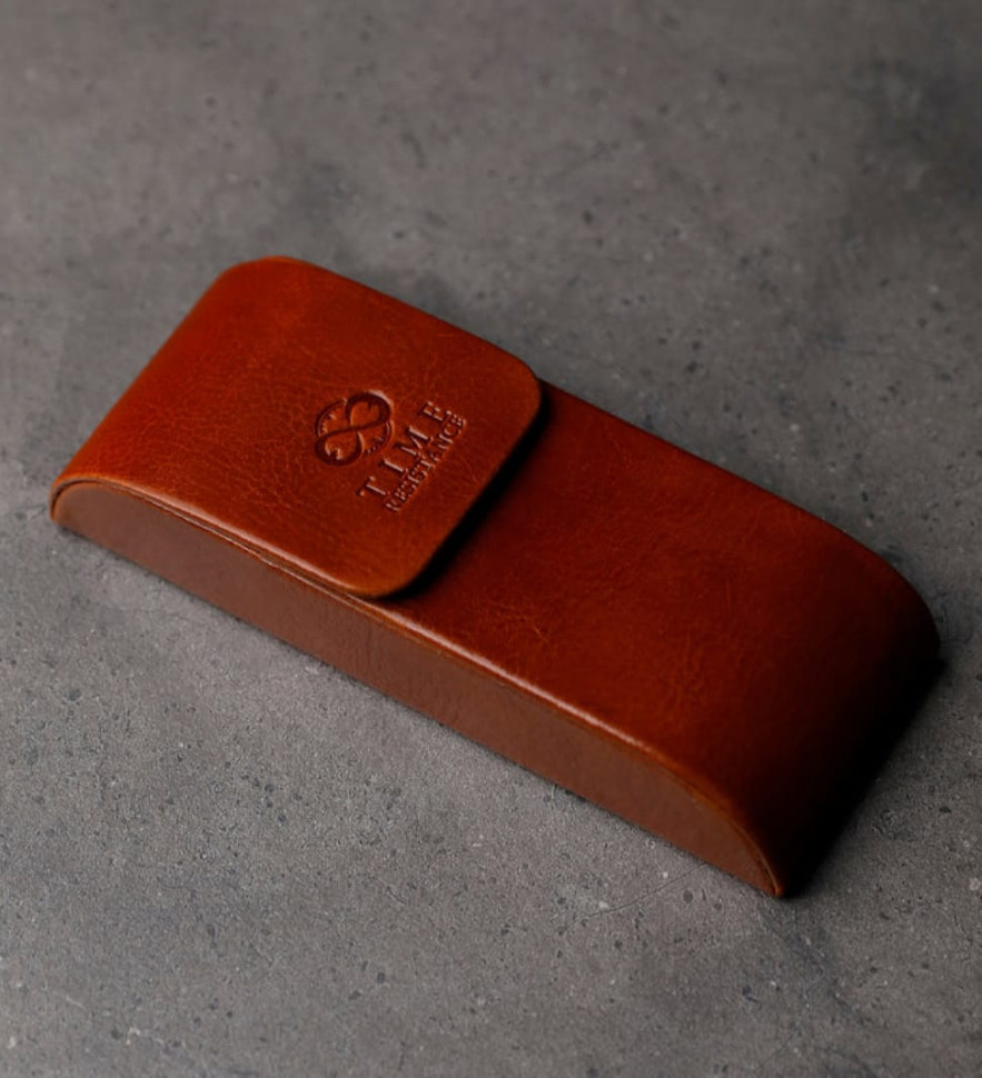 Leather Glasses Case for Women - The Sign of Four - Cognac Brown color - Time Resistance 5246701W