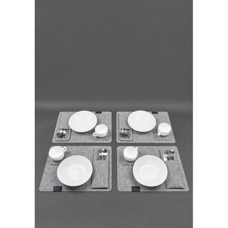 Набір для сервірування столу на 4 персони чорний