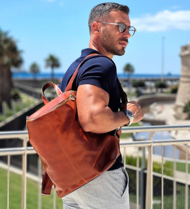 Leather Backpack - A Bend in the River - Cognac Brown color - Time Resistance 5237701