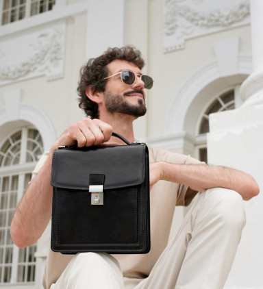 Small Leather Briefcase - Walden - Black color - Time Resistance 5242301