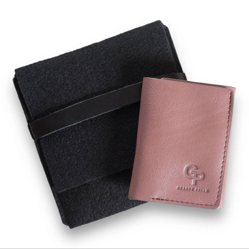 Жіночий шкіряний гаманець Grande Pelle 503665 пудровий