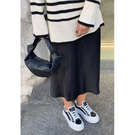 Жіноча шкіряна сумка Kalach чорна