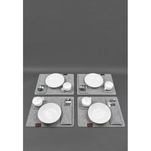 Фетровый набор для сервировки стола на 4 персоны бордовый