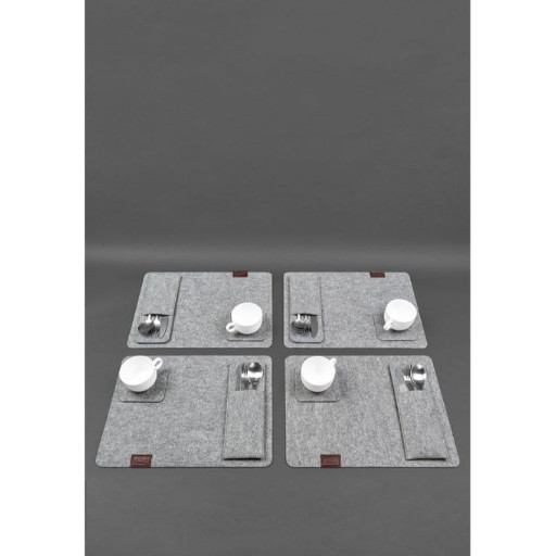 Фетровый набор для сервировки стола на 4 персоны бордовый