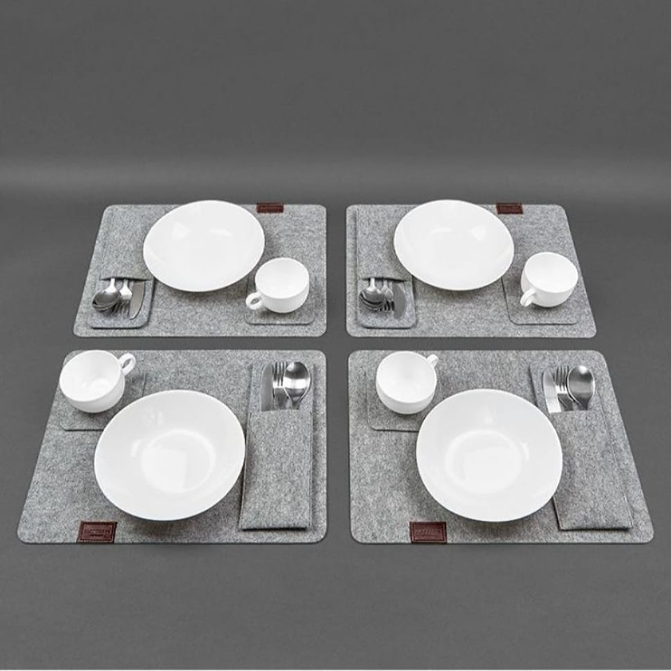 Фетровый набор для сервировки стола на 4 персоны бордовый