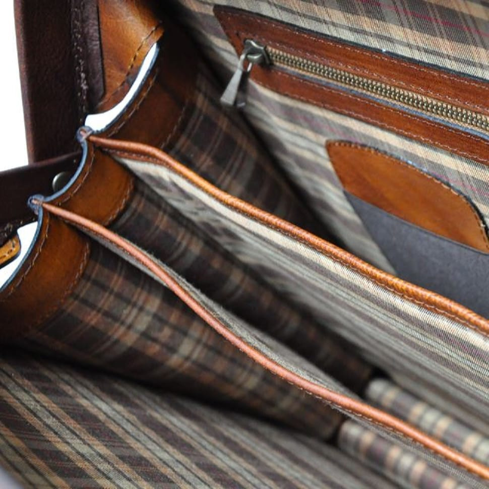 Pratesi BCO120 - Briefcase для ноутбука Brunelleschi в шкіряній шкірі Bruce Cognac