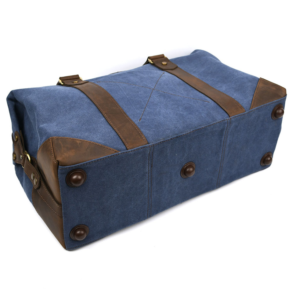 Travel sports bag TARWA RCk-0320-4lx made of blue canvas and crazy horse leather