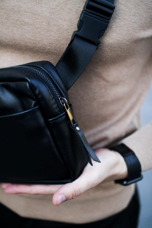 Кроссбоді, бананка із натуральної гладкої шкіри, шкіряна сумка на пояс SKILL (чорна)