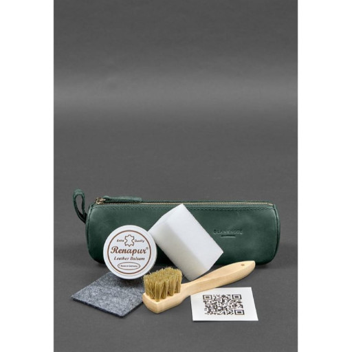 Набір для догляду за шкіряними виробами у шкіряному чохлі.