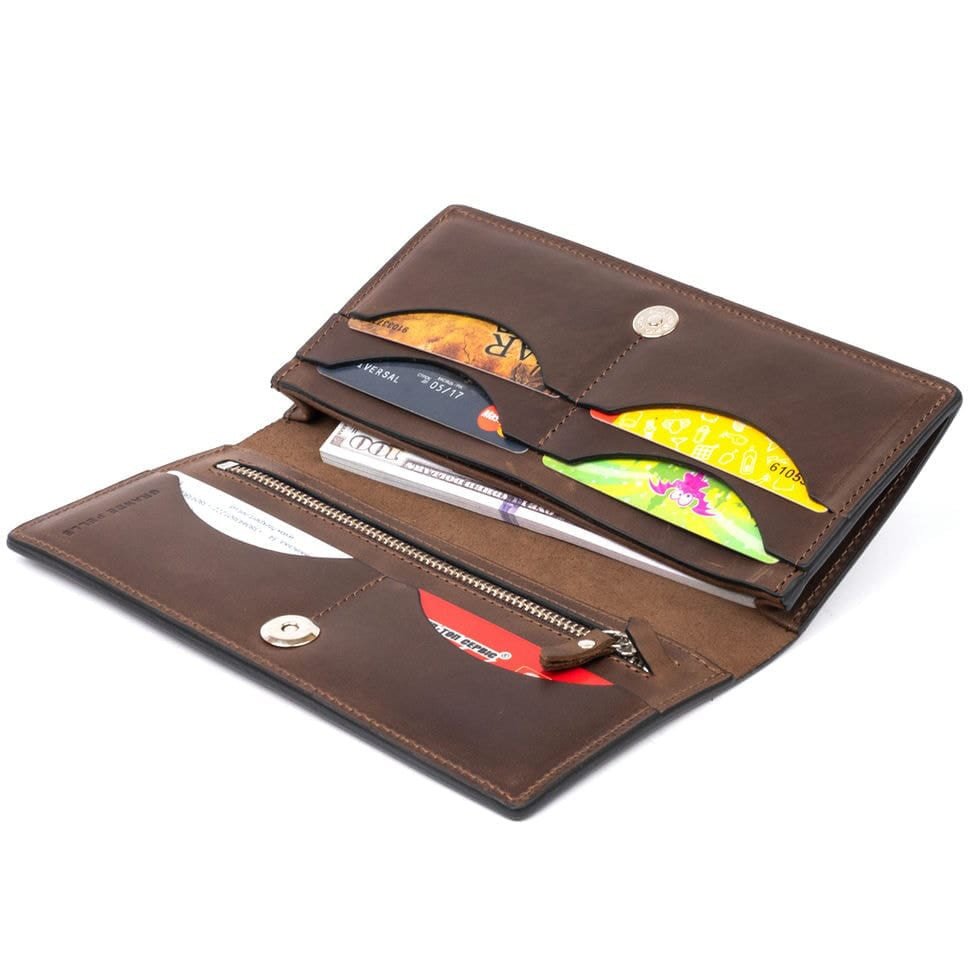 Вертикальний гаманець матовий на магнітній кнопці GRANDE PELLE 11314 Шоколадний