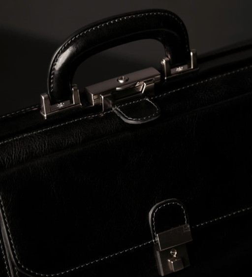 Великий італійський саквояж шкіряний - Hamlet - Чорний колір - Time Resistance 5249501