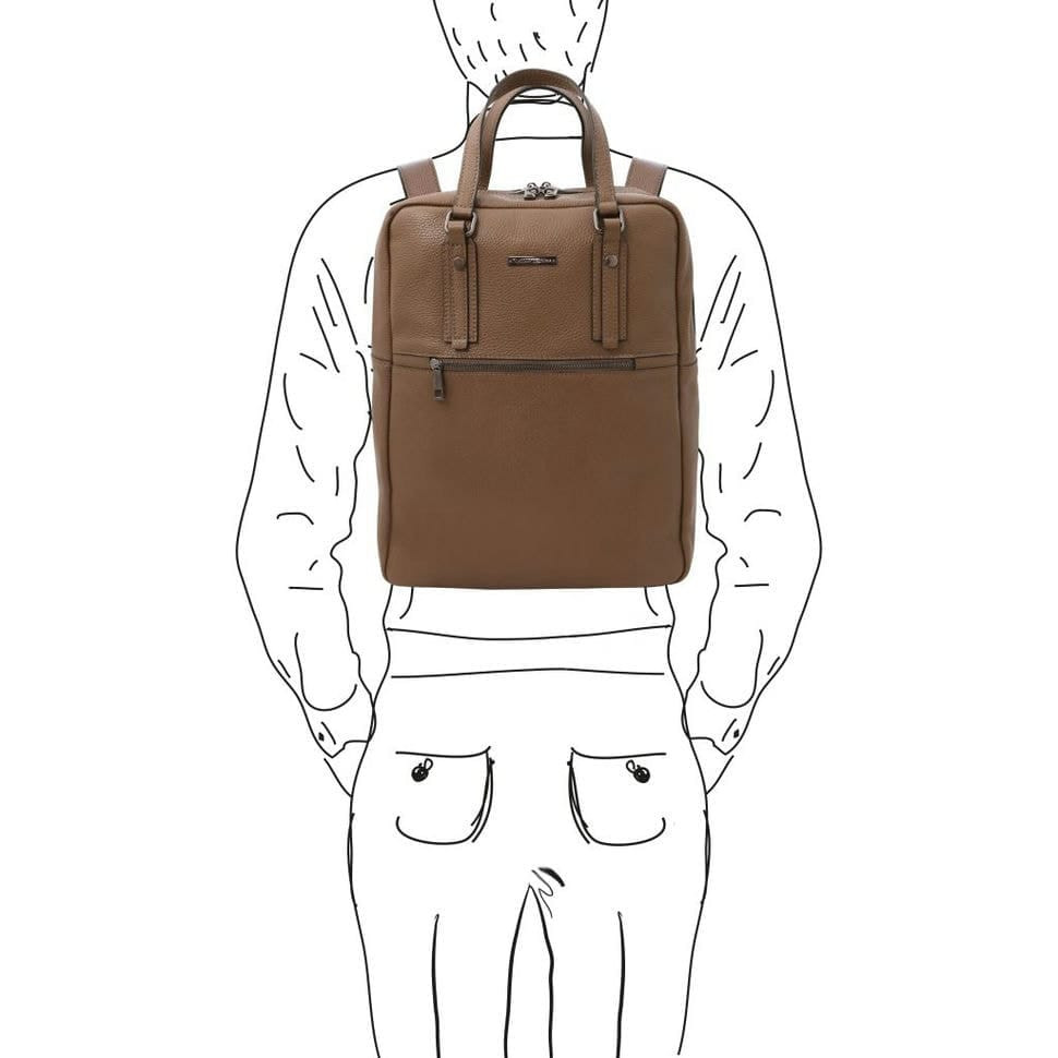 Кожаный рюкзак на два отделения с ручками Tuscany TL142136 