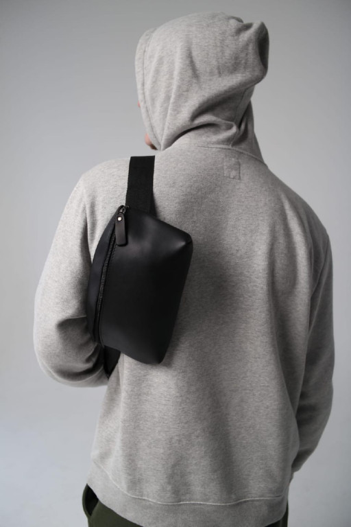 Бананка шкіряна чоловіча, сумка на пояс SL012 (чорна)