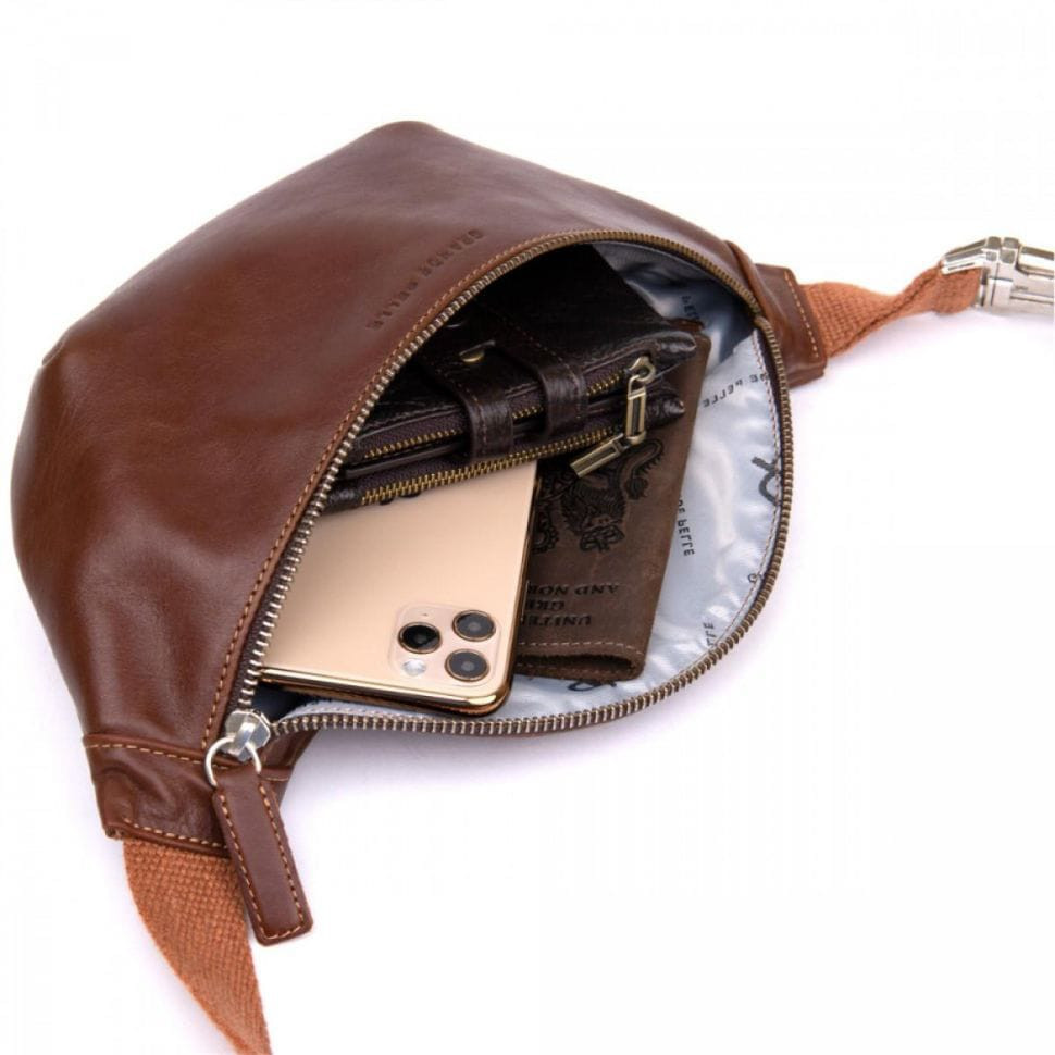 Leather belt bag banana Grande Pelle 741623 cognac