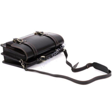 Presentable leather briefcase for the modern man Manuffato