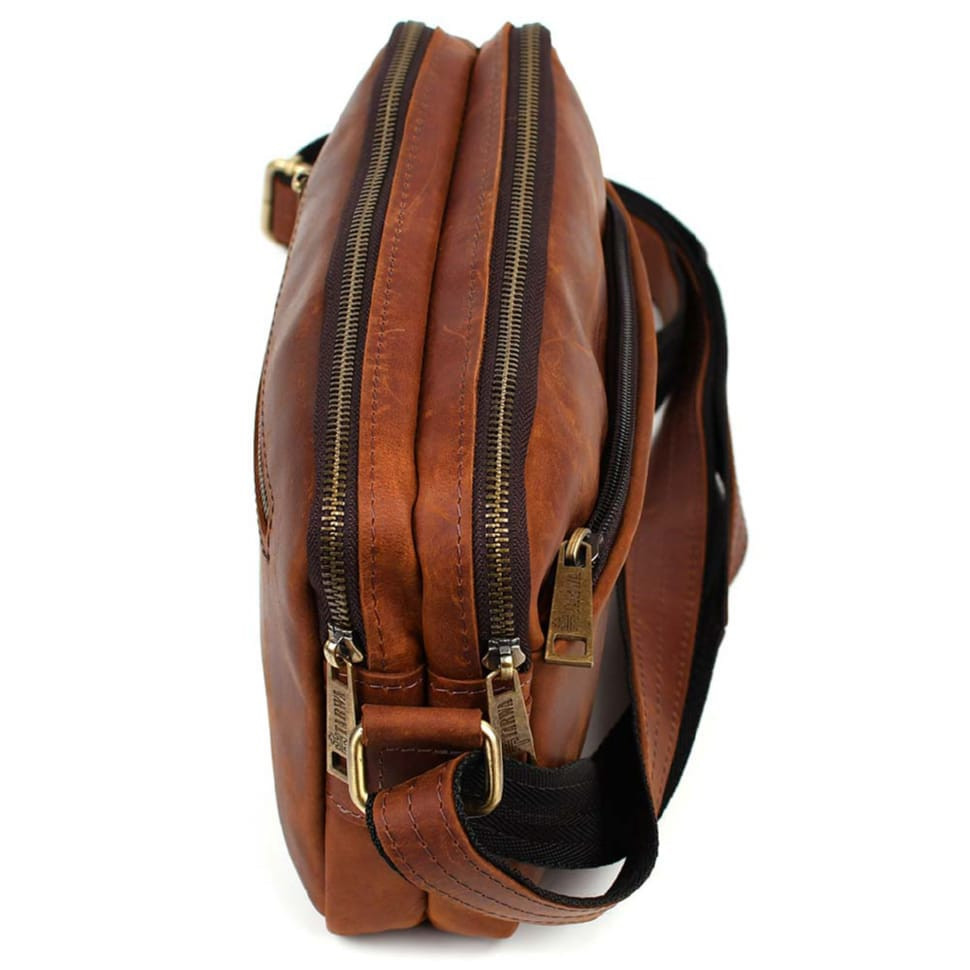 Leather shoulder bag with two compartments RB-0745-3md TARWA cognac