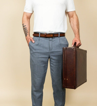 Leather Attaché Case Briefcase - The Wind in the Willows - Brown color - Time Resistance 5238801