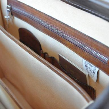 Pratesi BNE525/G - Briefcase Leonardo in cow leather Bruce Black
