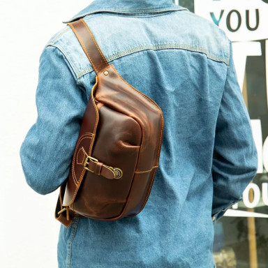 Leather banana bag capacious Bexhill bx9090