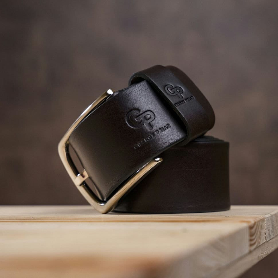 Ремінь чоловічий з сріблястою пряжкою GRANDE PELLE 11266 Коричневий