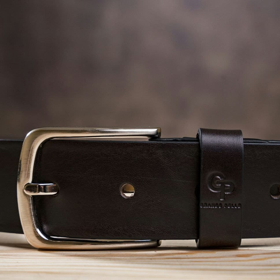 Ремінь чоловічий з сріблястою пряжкою GRANDE PELLE 11266 Коричневий