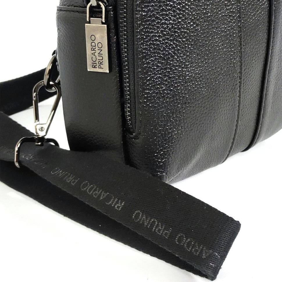 Чоловічий шкіряний слінг на груди Ricardo Pruno RP-F-A25F-6616A